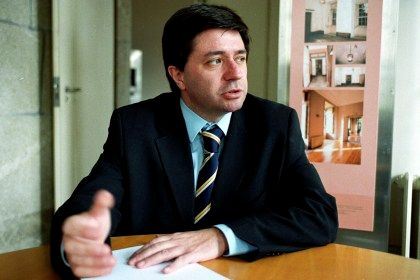 O Parlamento da Assembleia da República tem sido “centro de corrupção” em Portugal – Paulo Morais